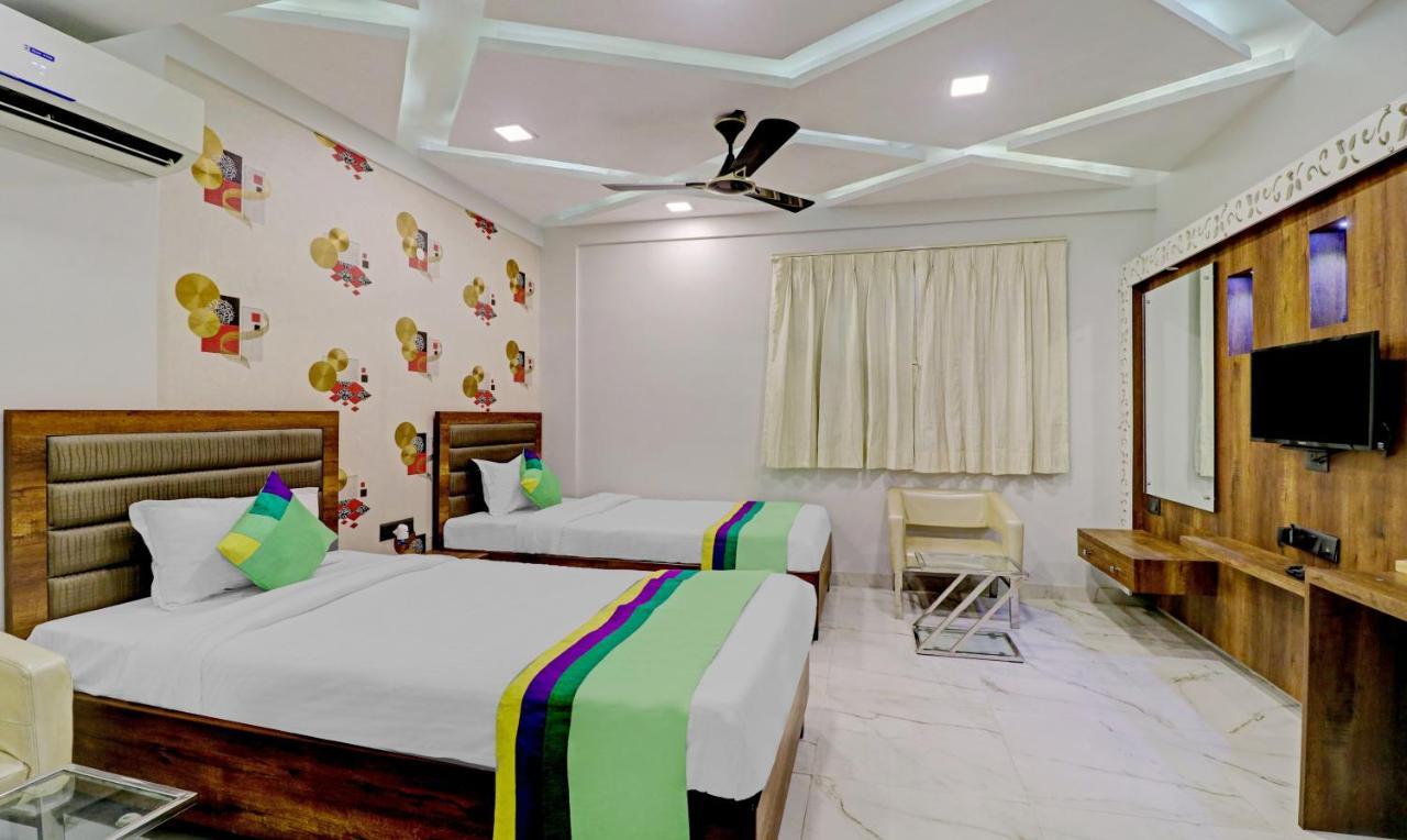 Treebo Orion Sapphire, Beck Bagan Hotel Kolkata Bagian luar foto