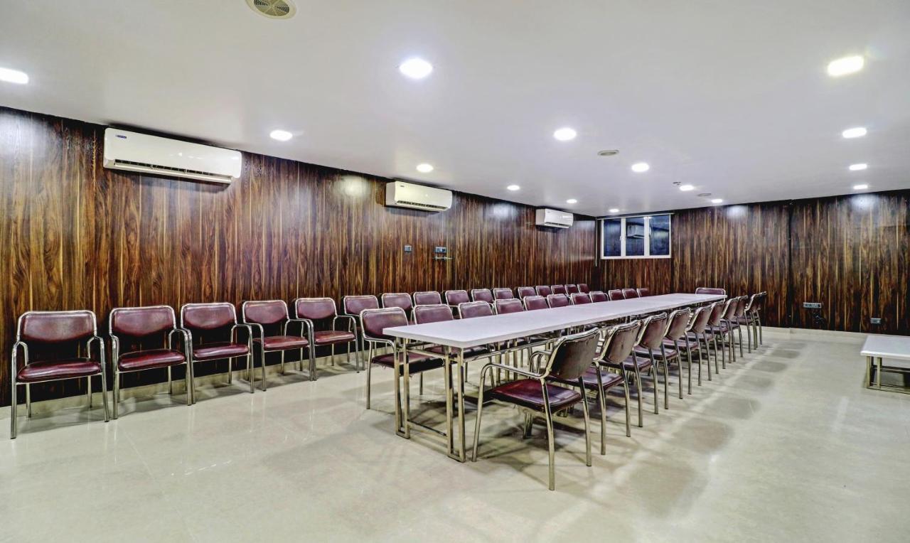 Treebo Orion Sapphire, Beck Bagan Hotel Kolkata Bagian luar foto