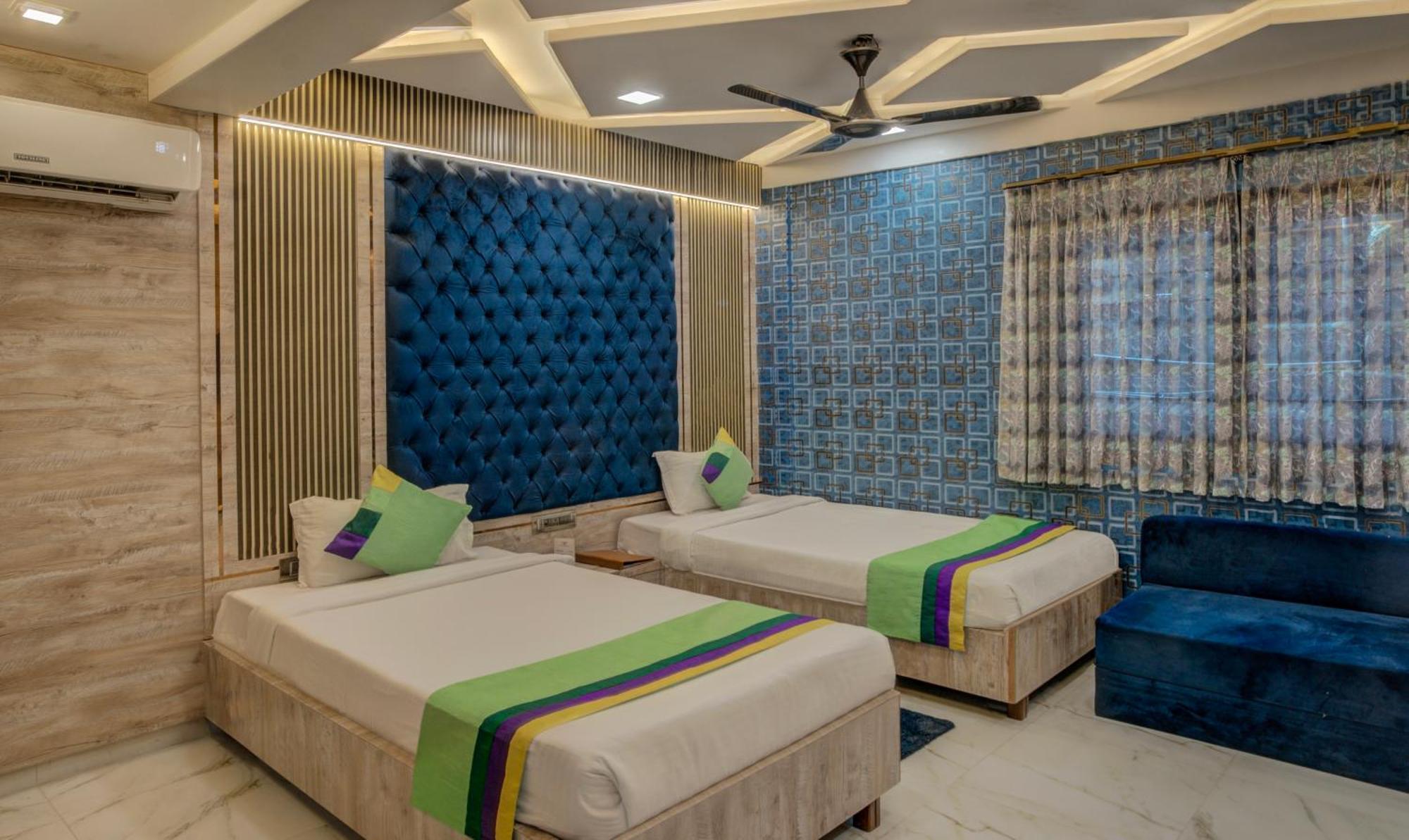 Treebo Orion Sapphire, Beck Bagan Hotel Kolkata Bagian luar foto