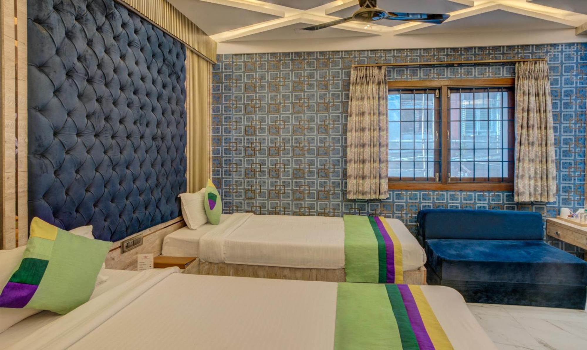 Treebo Orion Sapphire, Beck Bagan Hotel Kolkata Bagian luar foto