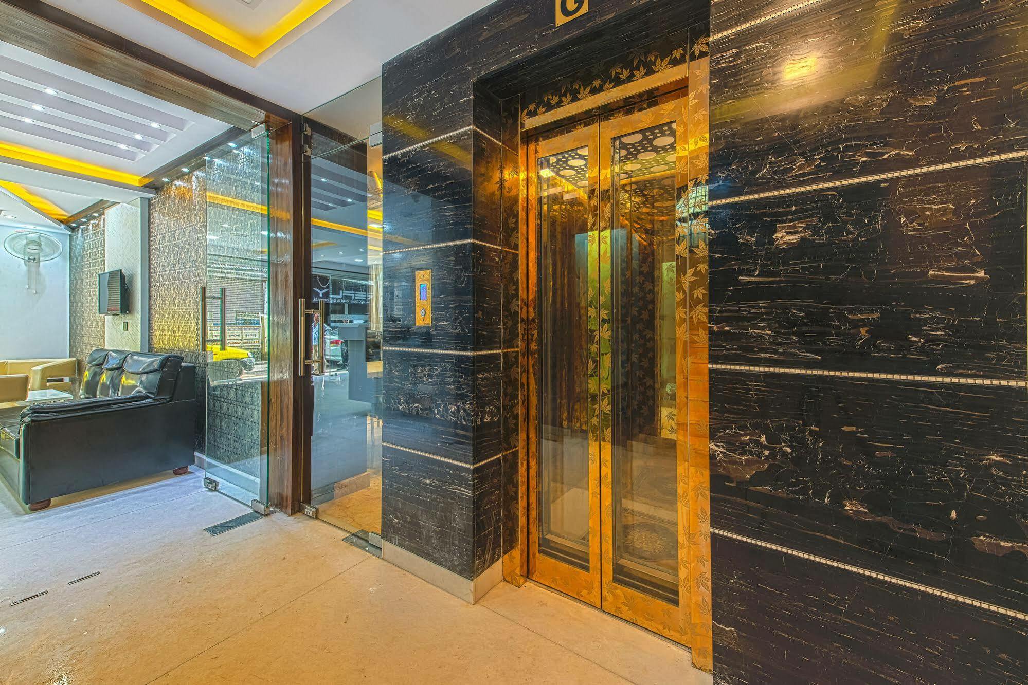 Treebo Orion Sapphire, Beck Bagan Hotel Kolkata Bagian luar foto